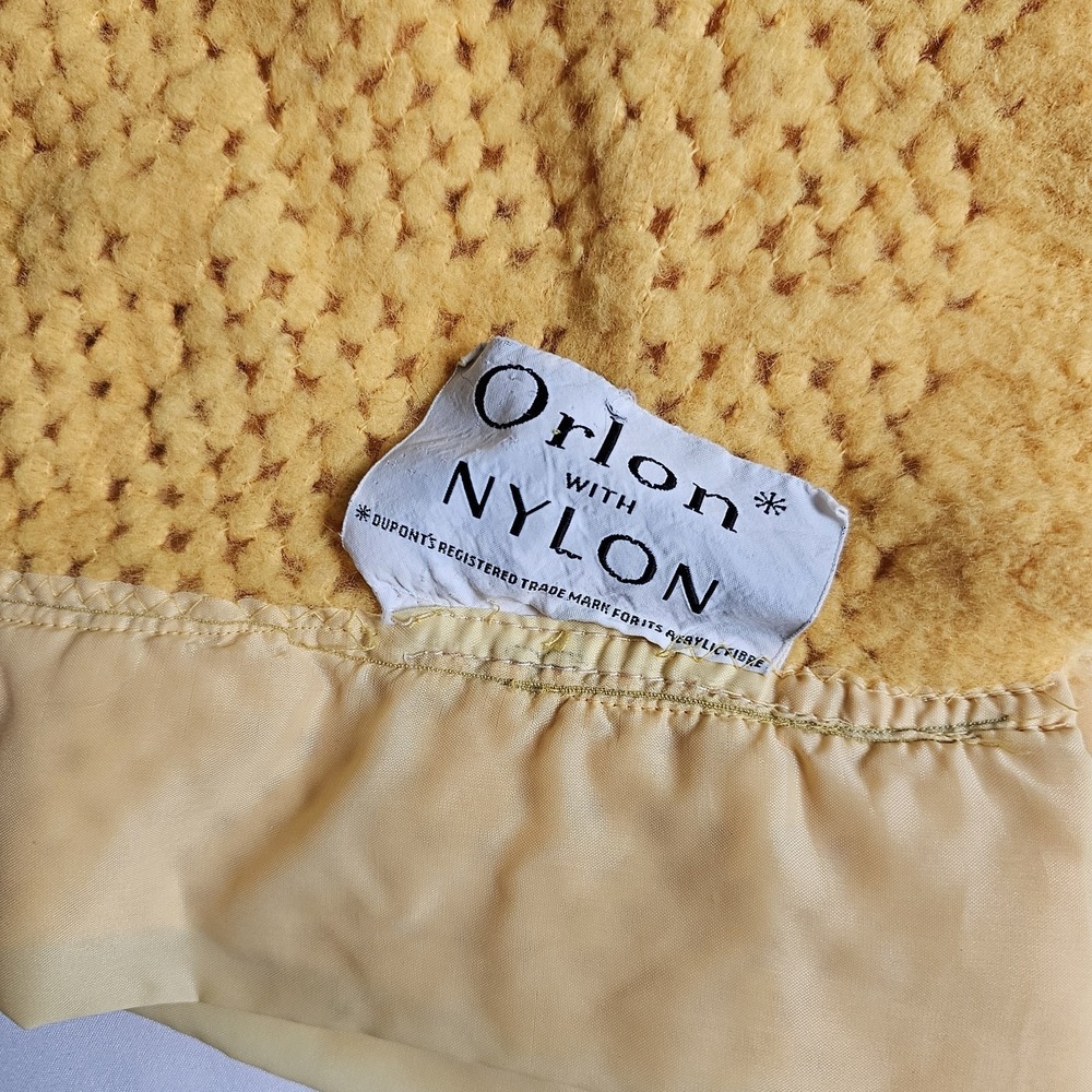Vtg Blanket Satin Trim Orlon Nylon Waffle Queen/King Bright Yellow Orange